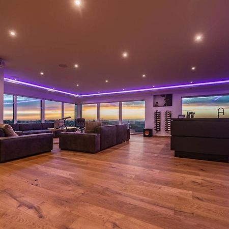 Moderne Villa Mit Whirlpool Und Heimkino Вальдкирхен Экстерьер фото