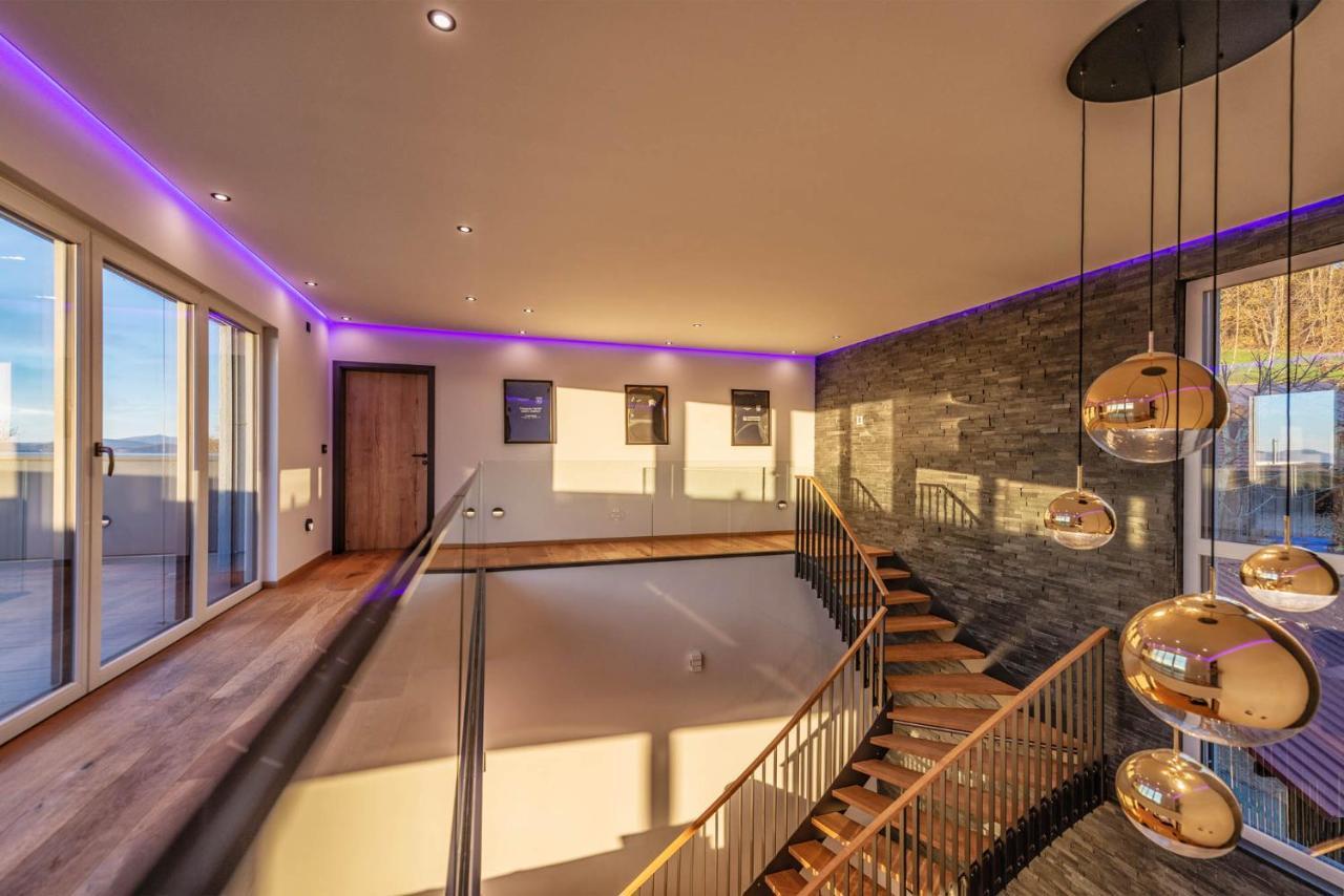 Moderne Villa Mit Whirlpool Und Heimkino Вальдкирхен Экстерьер фото